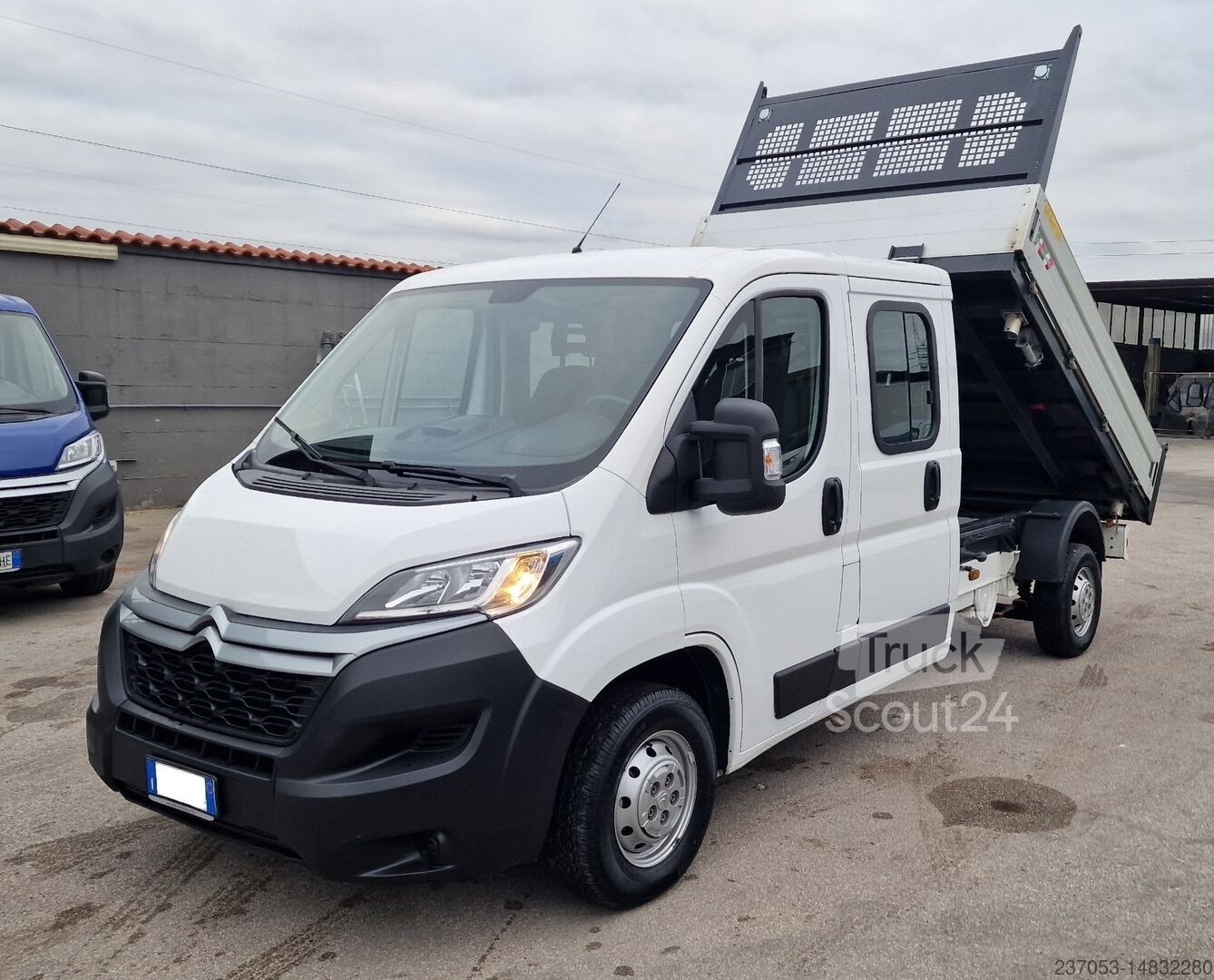 White Citroen Van Jumper 2018 ⇒ Citroen JUMPER ?️