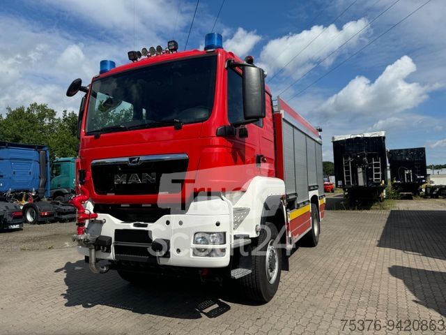 ⇒ LKW mit Tankaufbau MAN TGS FEUERWEHR 4x4 Allrad MAGIRUS
