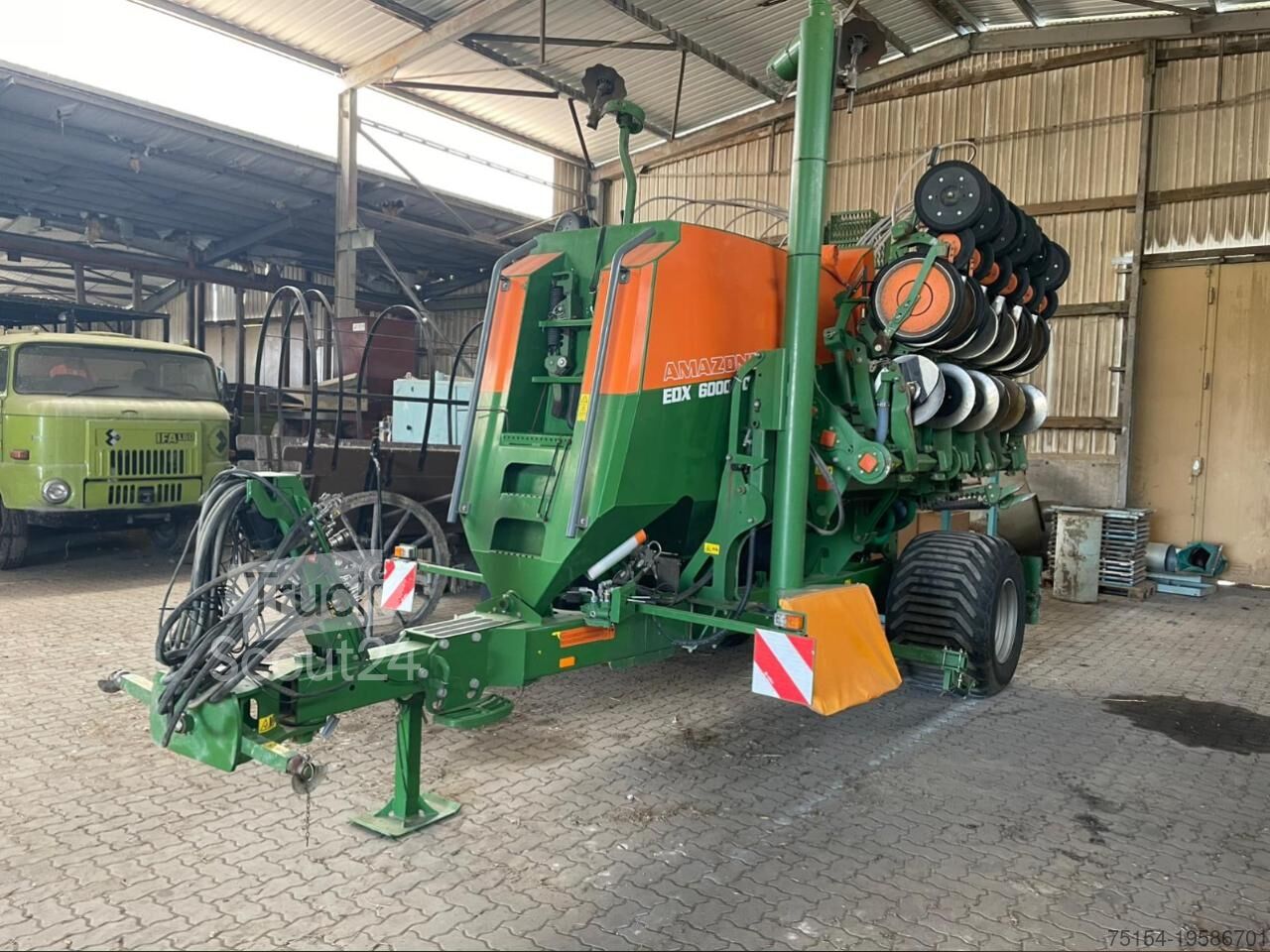 ⇒ Amazone EDX 6000 TC - TruckScout24.com 🏷️