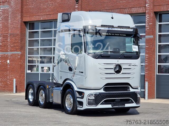 j*j様 Mercedes-Benz Actros ダンプトラック シルバー ⇒ Mercedes-Benz Actros L 2663 6x2/4 - RHD - Procab - Gigaspace