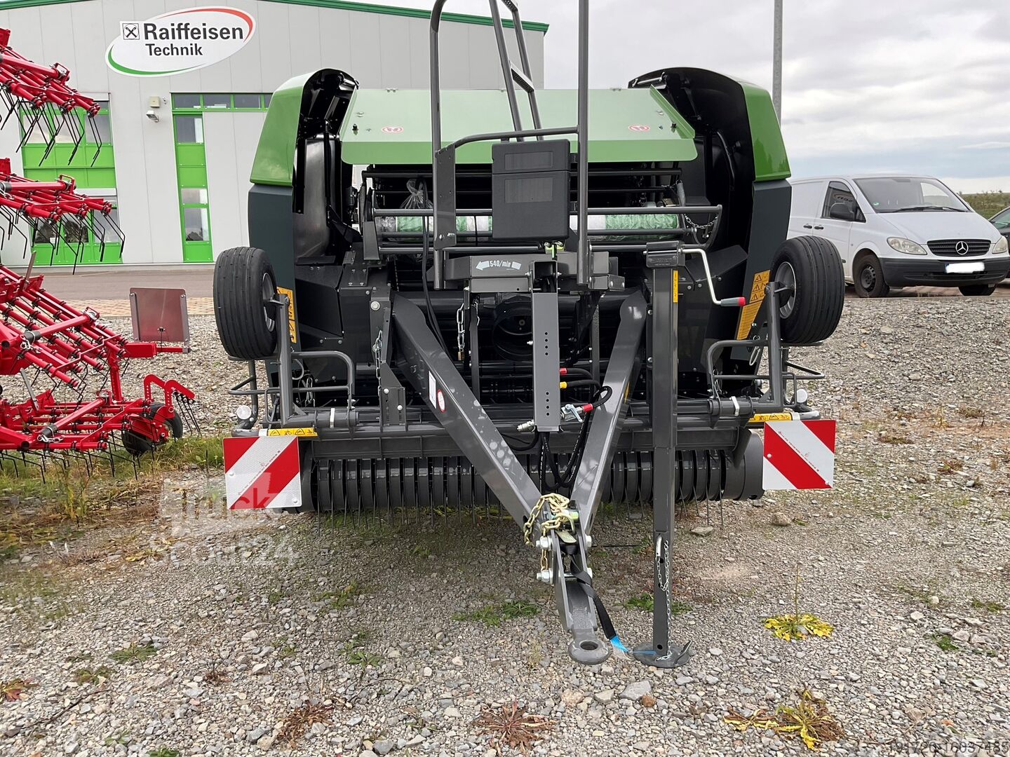 ⇒ Fendt Rotana 130 F Xtra - 13 Messer - TruckScout24.com 🏷️