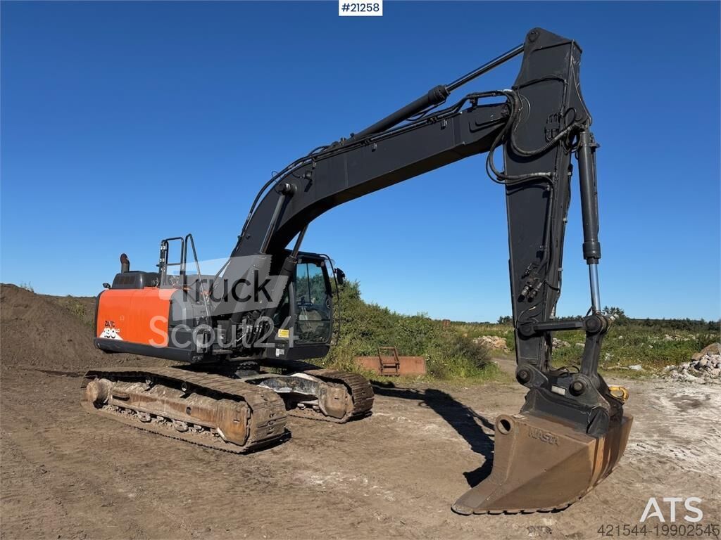 ⇒ Hitachi ZX 190 LC-6 with Encon rototilt og graveskuffe