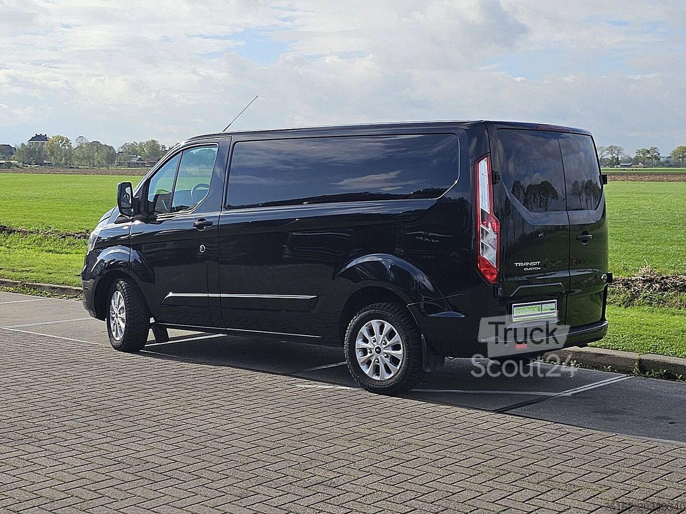 ⇒ FORD TRANSIT CUSTOM L1H1 Automaat 170Pk!