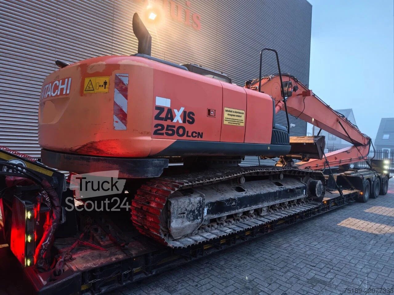 takechanページ ⇒ Hitachi ZX 250 LCN-5B Long Reach 18 Meter! - TruckScout24.com 🏷️