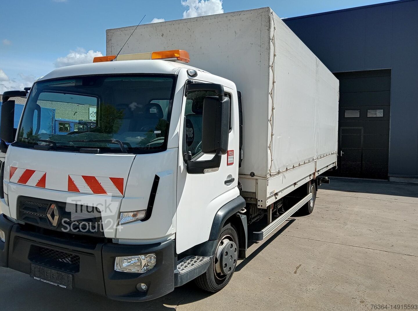 ▷ Renault D TK02 Tail Lift 177 PS buy used at TruckScout24