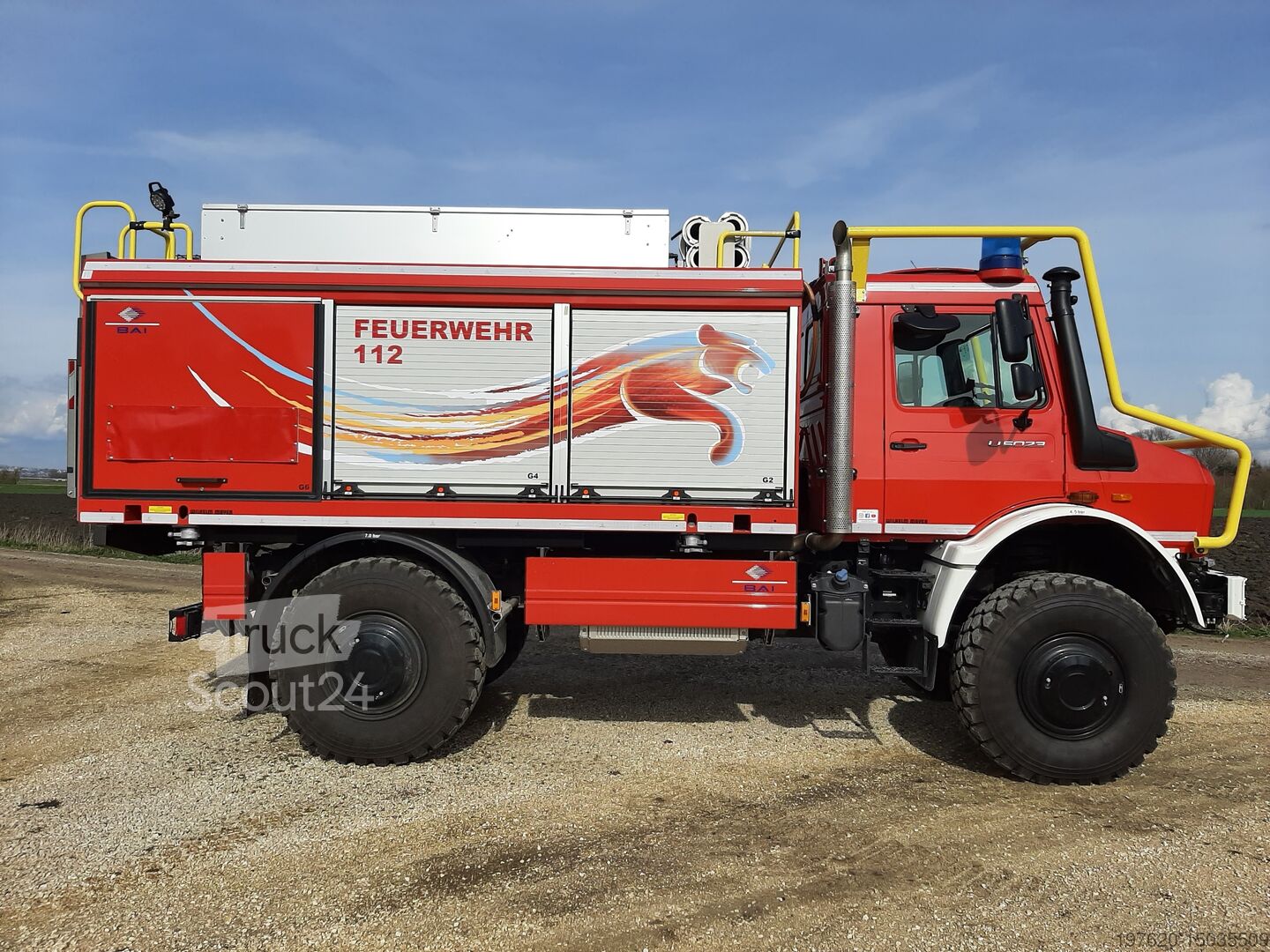 23R-004 1/43 ベンツ Unimog Lkw 2t Tmilgl 23R-004 1/43 ベンツ Unimog Lkw 2t Tmilgl - メルカリ