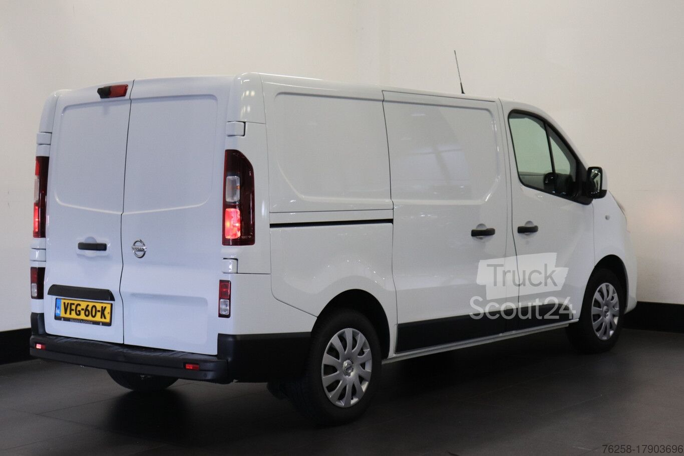 ⇒ Nissan NV300 dCi 120PK EURO Airco Navi Cru