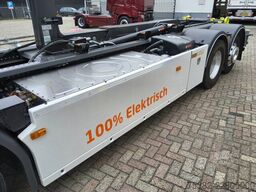 Renault D E-TECH P6X2 - HIAB HAAKARM 18 TON - HEFBARE G...