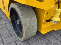 JCB S3246E Electric, 12m Working Height, 320kg Capacit