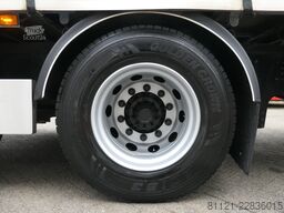 Scania G320 NGS | Sliding curtains | Dhollandia 2000Kg...