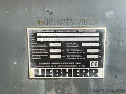 Liebherr A 912