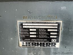 Liebherr A 912