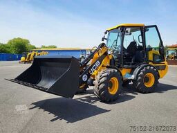 JCB 406 - Stufe V - inkl. Schaufel und Gabel