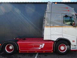 Volvo FH500 ADR GLOBETROTTER SHOWTRUCK