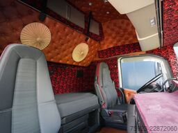 Volvo FH500 ADR GLOBETROTTER SHOWTRUCK