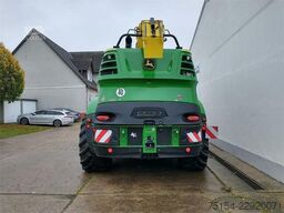 John Deere 8600