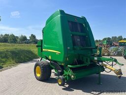 John Deere 864