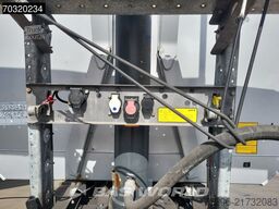 Schmitz SGF*S3 44m3 Grain Hatch Lift Axle