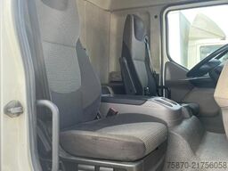 DAF LF 210 FA Cabine