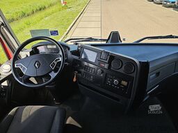 RENAULT T 520