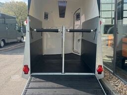 HUMBAUR Pegasus 2 Pferdeanhänger 2,4t ALU SK
