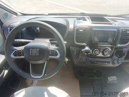 WEINSBERG CaraSuite 650MEG SPICY,Automatik, Hubbett,W-Lan