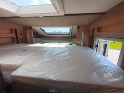 WEINSBERG CaraSuite 650MEG SPICY,Automatik, Hubbett,W-Lan