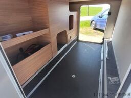 WEINSBERG CaraSuite 650MEG SPICY,Automatik, Hubbett,W-Lan