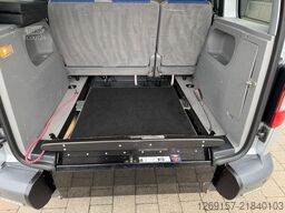 VW Caddy 1,9 TDI DSG Rollstuhl RAMPE Behindertenger