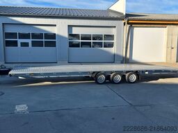 Autotransporter IVECO Daily + 3-Achser Fahrzeugtransporter