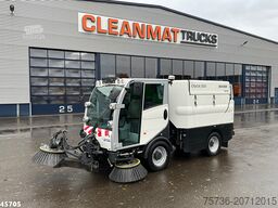 Bucher Citycat 2020 with 3-rd brush