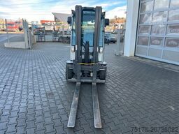 STILL RX70-30 / Triplex: 4.60m / nur 568h / SS / Waage