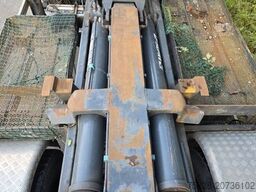 RENAULT Kerax 420 dci/Kran Hiab 080B-2/ Multilift Haken