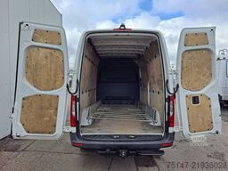 MERCEDES-BENZ 316 CDI Sprinter 3-Sitzer Navi Kamera AHK 3,5 to