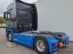 SCANIA S 580 A4x2NA V8 Highline ACC Navi Leder 2x Tank