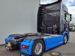 SCANIA S 580 A4x2NA V8 Highline ACC Navi Leder 2x Tank