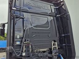SCANIA S 580 A4x2NA V8 Highline ACC Navi Leder 2x Tank