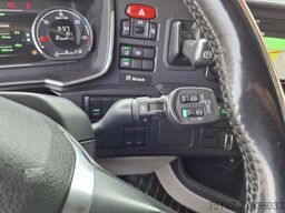 SCANIA S 580 A4x2NA V8 Highline ACC Navi Leder 2x Tank