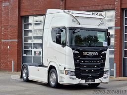 Scania R560 Highline 4x2 - Like new - Full spec - Face...