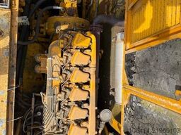 LIEBHERR R 932 / HD/SL