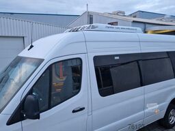 MERCEDES-BENZ 519 Allrad 4 x 4 Vorlauffahrzeug GSR2