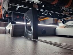 MERCEDES-BENZ 519 Allrad 4 x 4 Vorlauffahrzeug GSR2