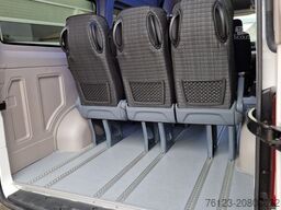 MAN MAN TGE 9 Sitzer Airlineboden Handicap Crafter