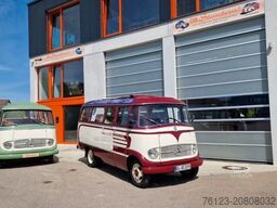 MERCEDES-BENZ Vorgänger Sprinter O 319 Samba mit Faltdach AC