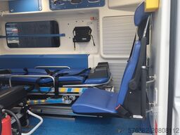 Mercedes-Benz Sprinter Krankenwagen Rettungswagen