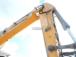 Liebherr R930