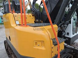 Volvo ECR235