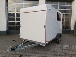 trailershop Camper Verlängerung Anhänger isoliert Fenster Tür