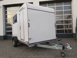 trailershop Camper Verlängerung Anhänger isoliert Fenster Tür