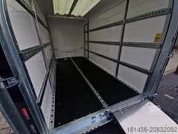 Brian James Trailers Box Van 600- Rampe Tür Kombination